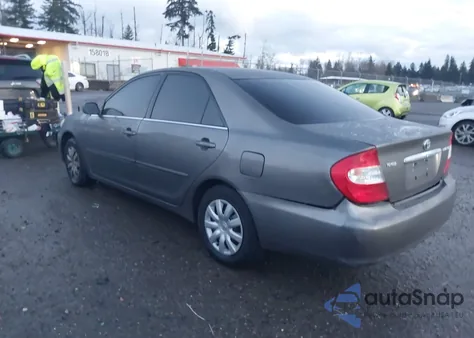 2006 Toyota Camry Le z USA, uszkodzony, nr VIN 4T1BE32K06U706649